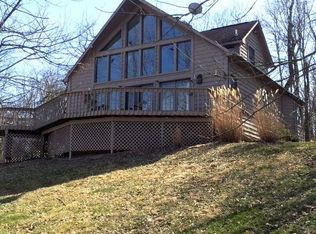 1541 Aqua Vista Dr, Lawrenceburg, IN 47025