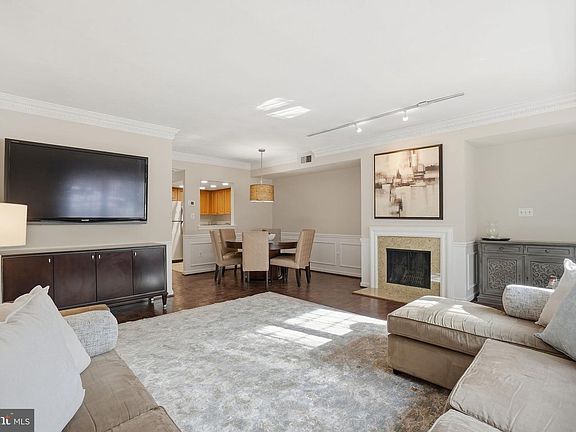 5th image of 1755 Q St NW APT A