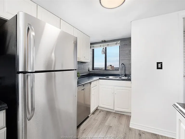 380 Pelissier St #1608 — Photo 17