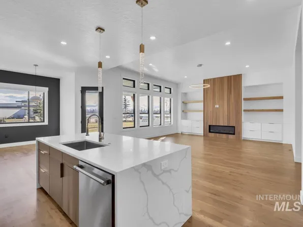 21460 Jackson Creek Ct, Star, ID 83669