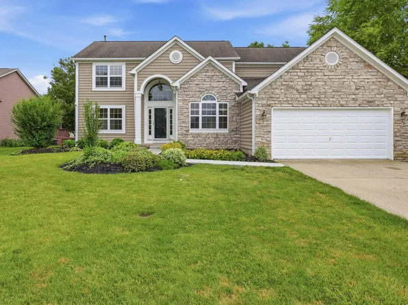 2830 Abbey Knoll Dr, Lewis Center, OH 43035