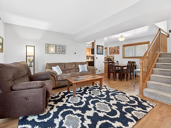 3rd image of 3271 Dodd Ln