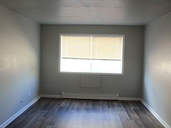 2nd image of 1418 W Mitchell St APT 103