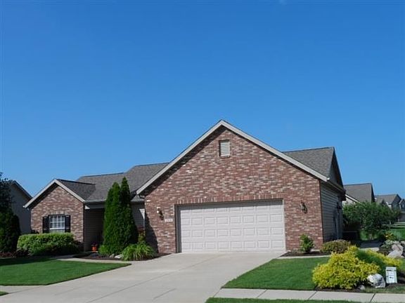 2nd image of 3916 Regal Valley Dr