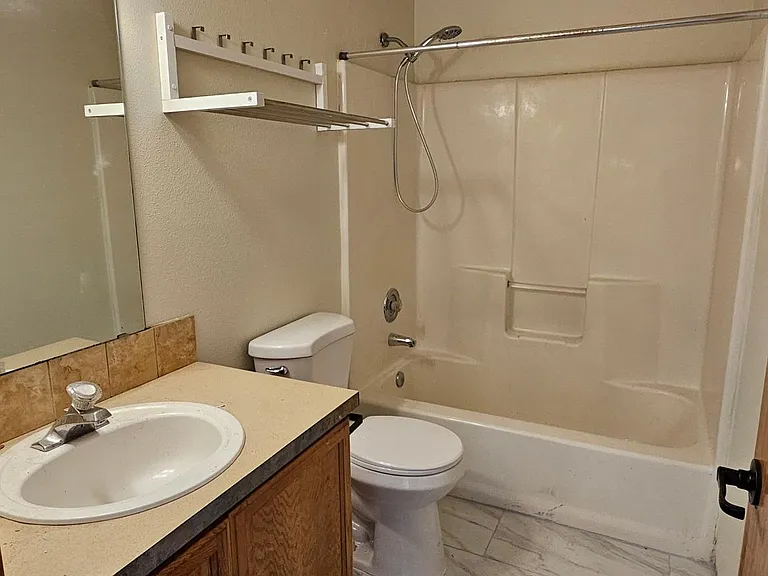 Upstairs bathroom