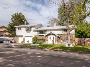 5922 Van Gordon St, Arvada, CO 80004