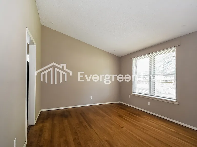 1597 Whitehead Dr — Photo 6