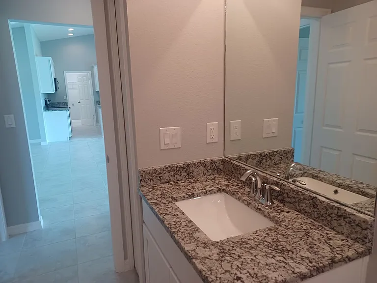 417 SW 26th Ave — Photo 30