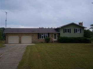5000 Hilldom Rd, Kingsville, OH 44048