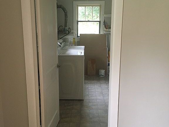 Large laundry room 