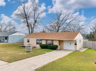 501 Robbins Dr, Rapid City, SD 57701