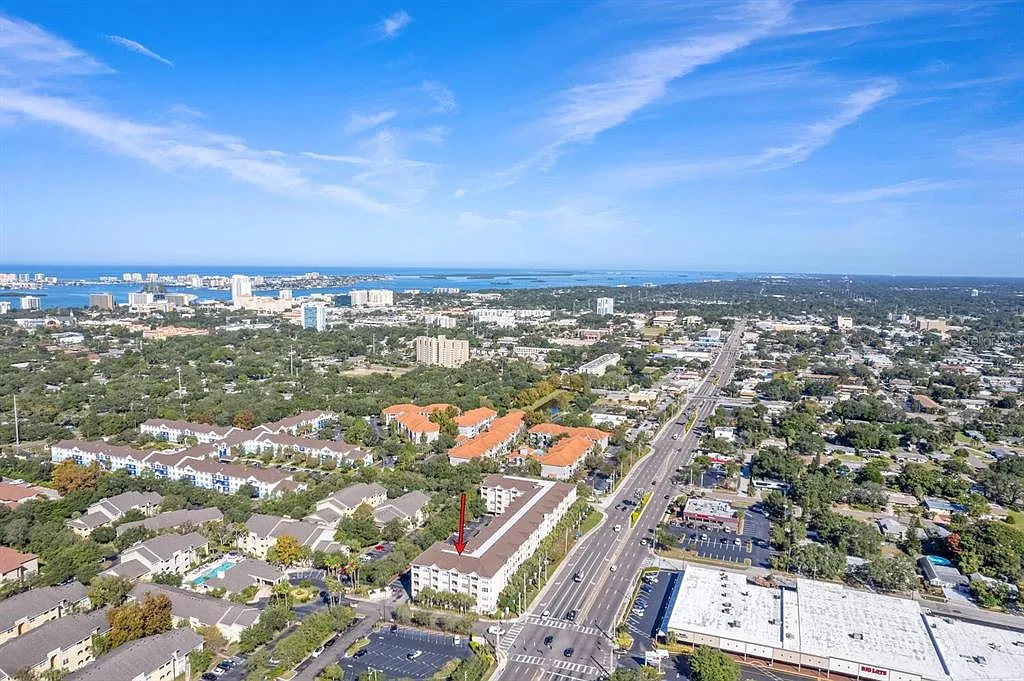 1 bed, 1.0 bath, 660 sqft, $1,600 — Photo 3