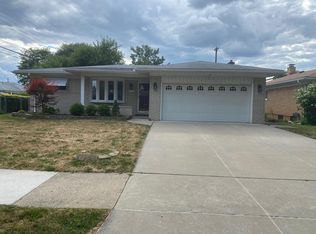 28137 Aline Dr, Warren, MI 48093