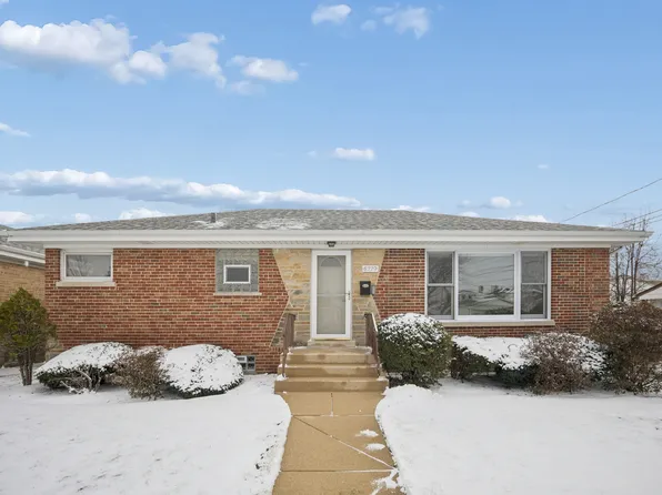 8229 W Giddings St, Norridge, IL 60706