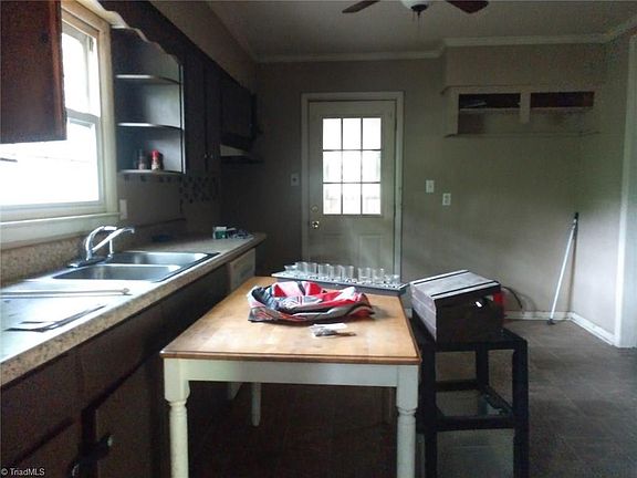 3rd image of 2804 Wynnewood Dr