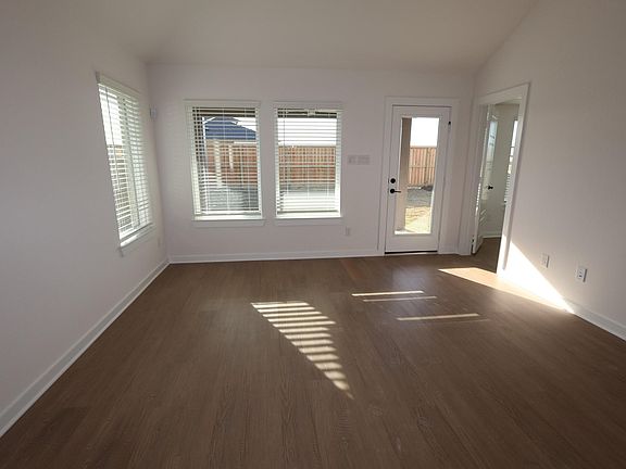 3rd image of 8123 Kay Harbor Dr