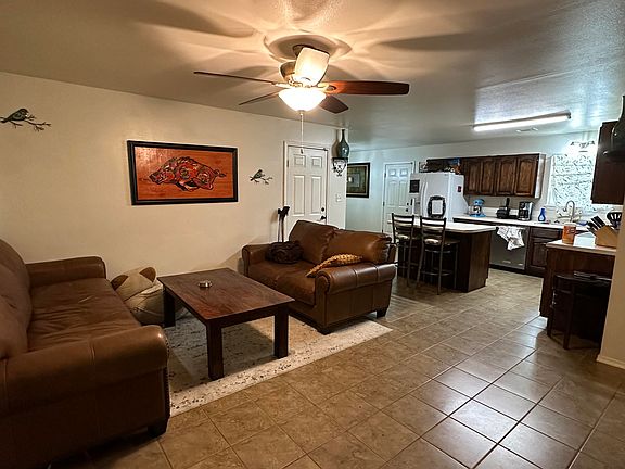 3rd image of 120 Pebble Branch Ln