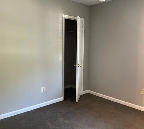5th image of 2186 Jonathan Ave