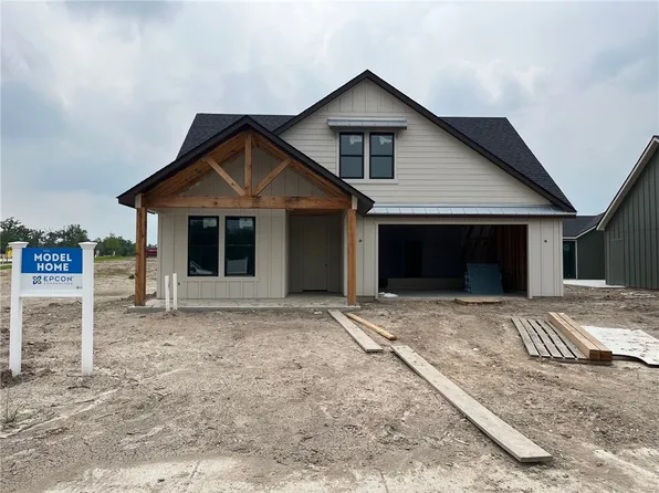 4064 Lakeside Club Dr, College Station, TX 77845