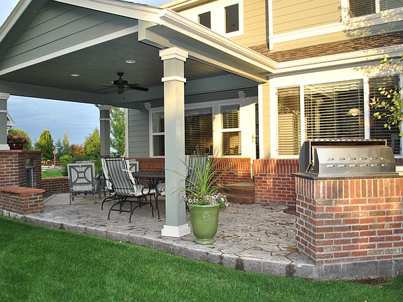 3rd image of 13975 Willow Wood Ct