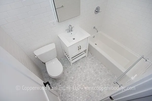 Rented by Copperwood Real Estate | media 5