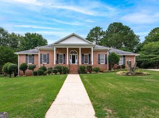 425 Saddle Lake Dr, Roswell, GA 30076