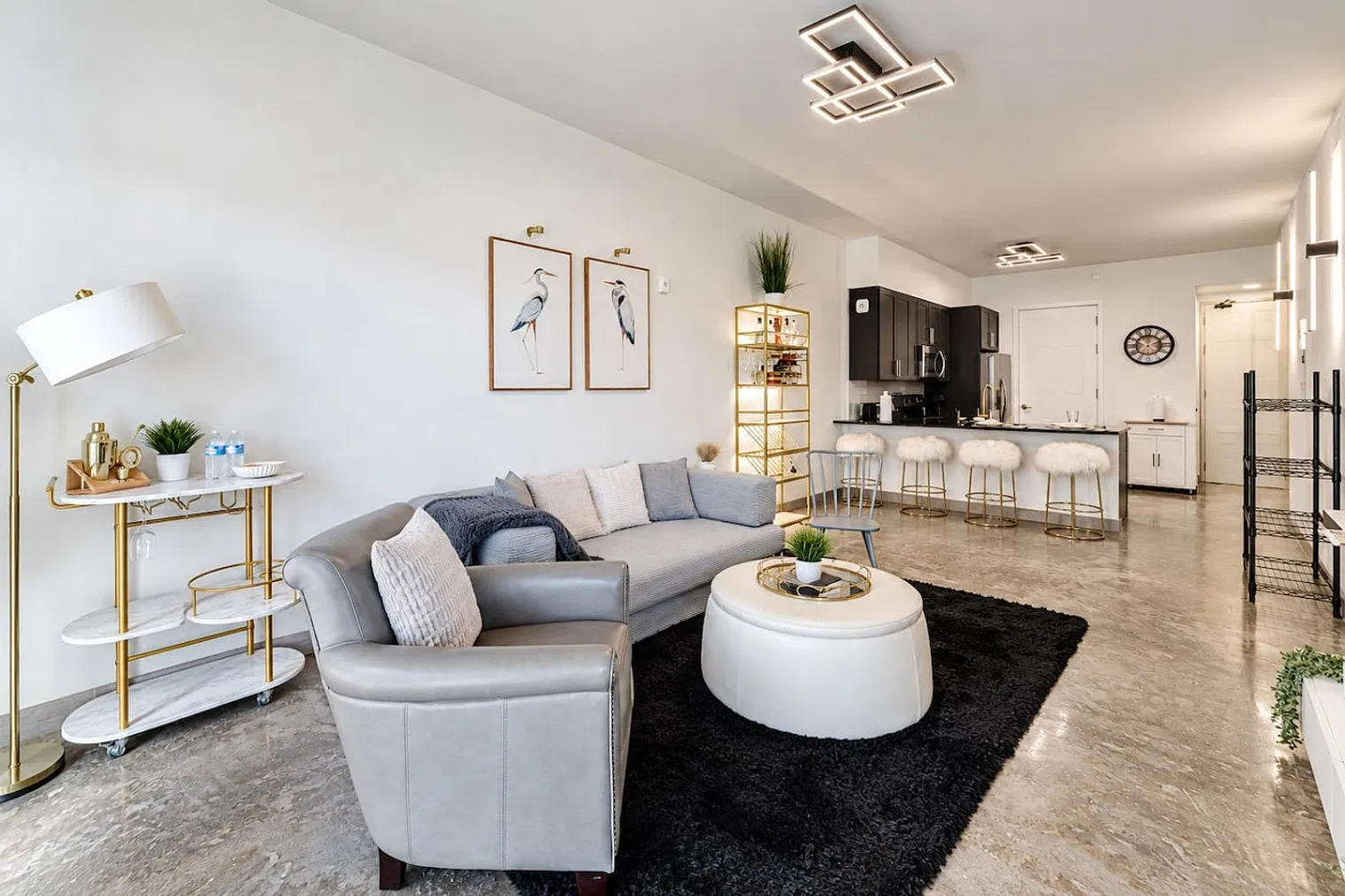 2 bed, 1.0 bath, $8,837 — Photo 1
