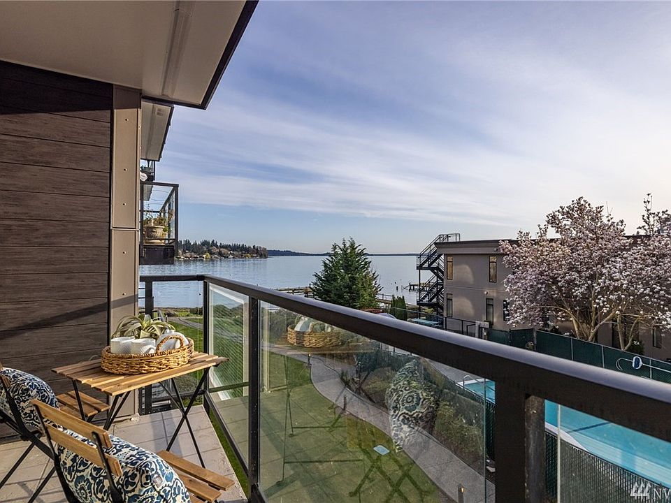 Welcome to Juanita Bay Condominiums! You'll love the location and amenities this building has to offer, and this view never gets old!