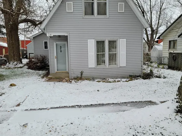 9466 Ash St, New Lothrop, MI 48460