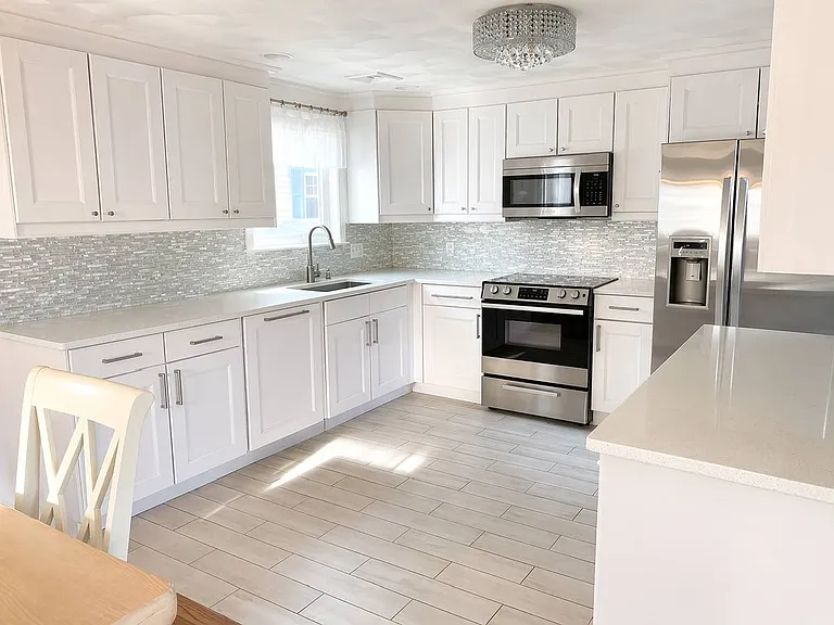 74 Grover St #1 — Photo 4