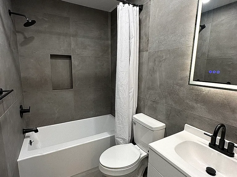 60 Lawn Ave #9 — Photo 4