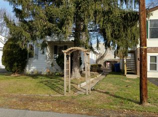 1053 Lowell Ave, Bensalem, PA