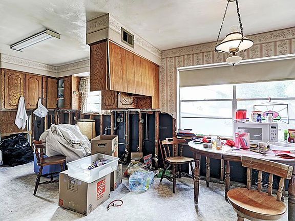4th image of 12319 Oakline Dr