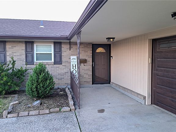 2nd image of 5325 Bromwick Dr