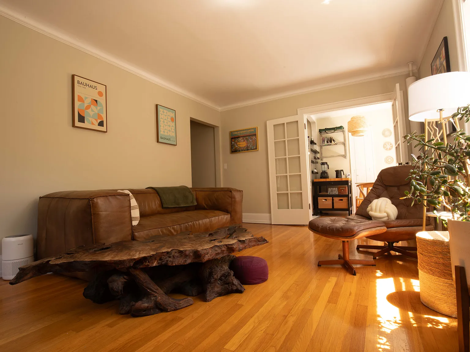 321 Boylston Ave E — Photo 4