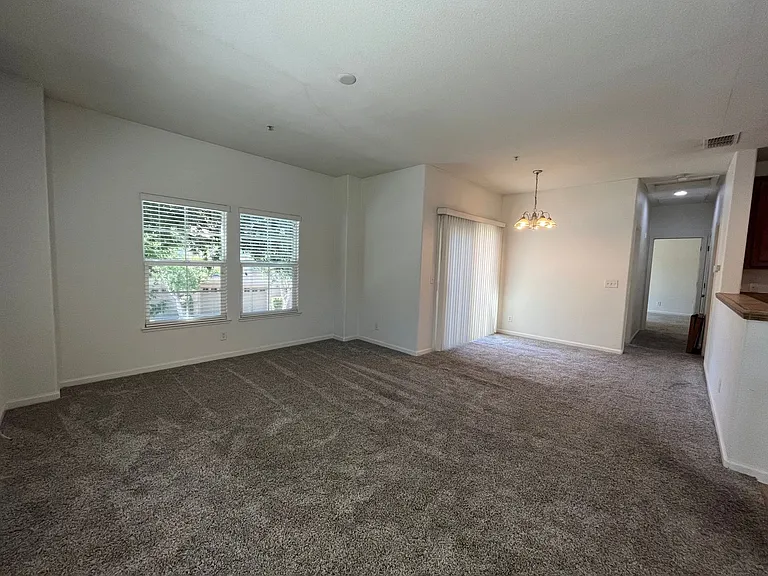 3301 N Park Dr #1312 — Photo 6