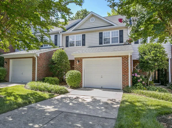 2069 White Pond Ct, Apex, NC 27523