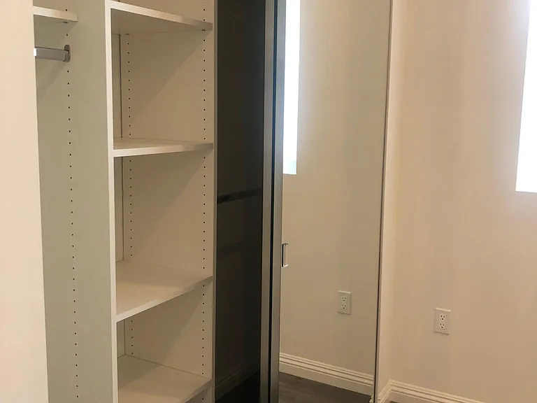 14143 Burbank Blvd #202 — Photo 14
