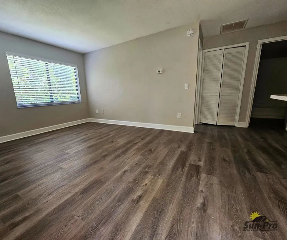 1 bed, 1.0 bath, 760 sqft, $1,150 — Photo 1