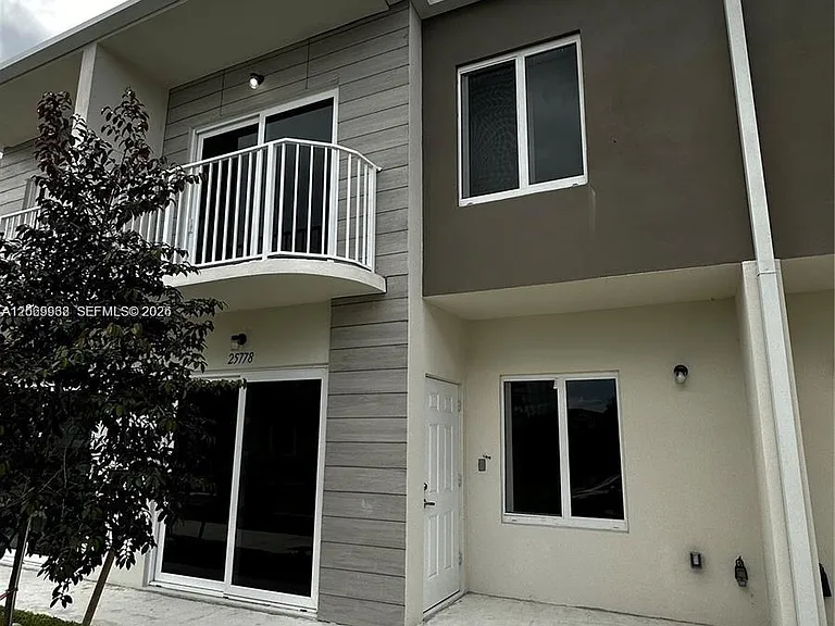 25778 SW 143rd Path #25778 — Photo 1