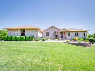 6519 Timber Rdg, Godfrey, IL 62035