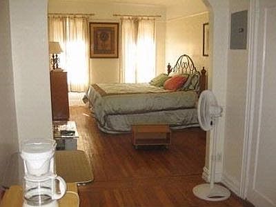 2nd image of 249 E 52nd St APT 1B