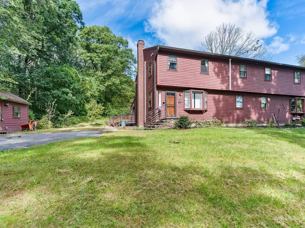 46 Davis Rd #B, Millbury, MA 01527