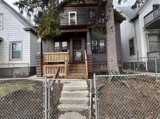 2963 N 24th St, Milwaukee, WI 53206