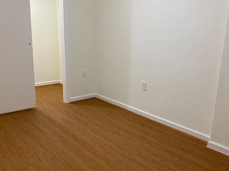 6802 Dina Leigh Ct — Photo 42