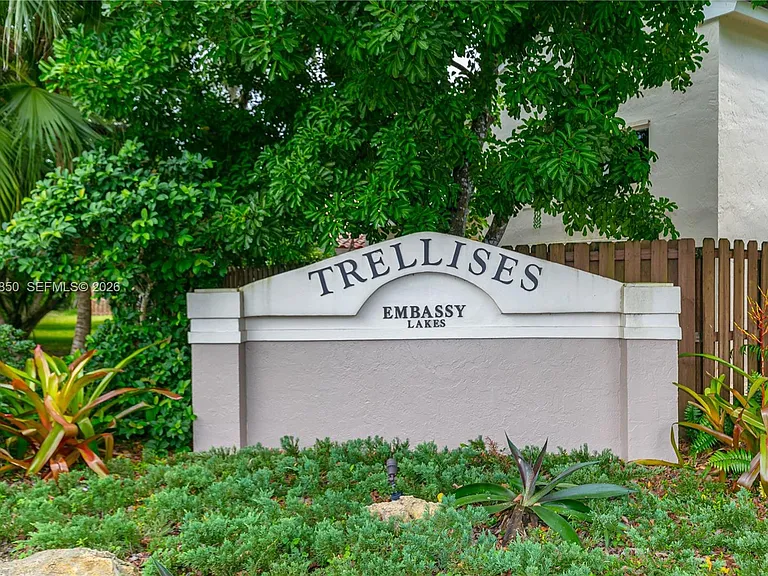 2592 W Saratoga Dr — Photo 40