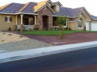 20248 Gala Rd, Apple Valley, CA 92308