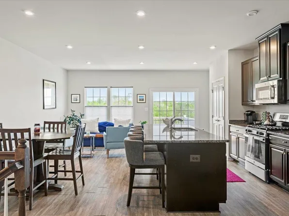 2065 Elm Tree Ct, Charlottesville, VA 22911