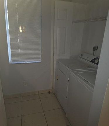 3rd image of 905 Southridge Rd APT 202D