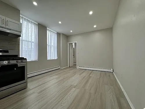341 Central Ave #2C Photo 1